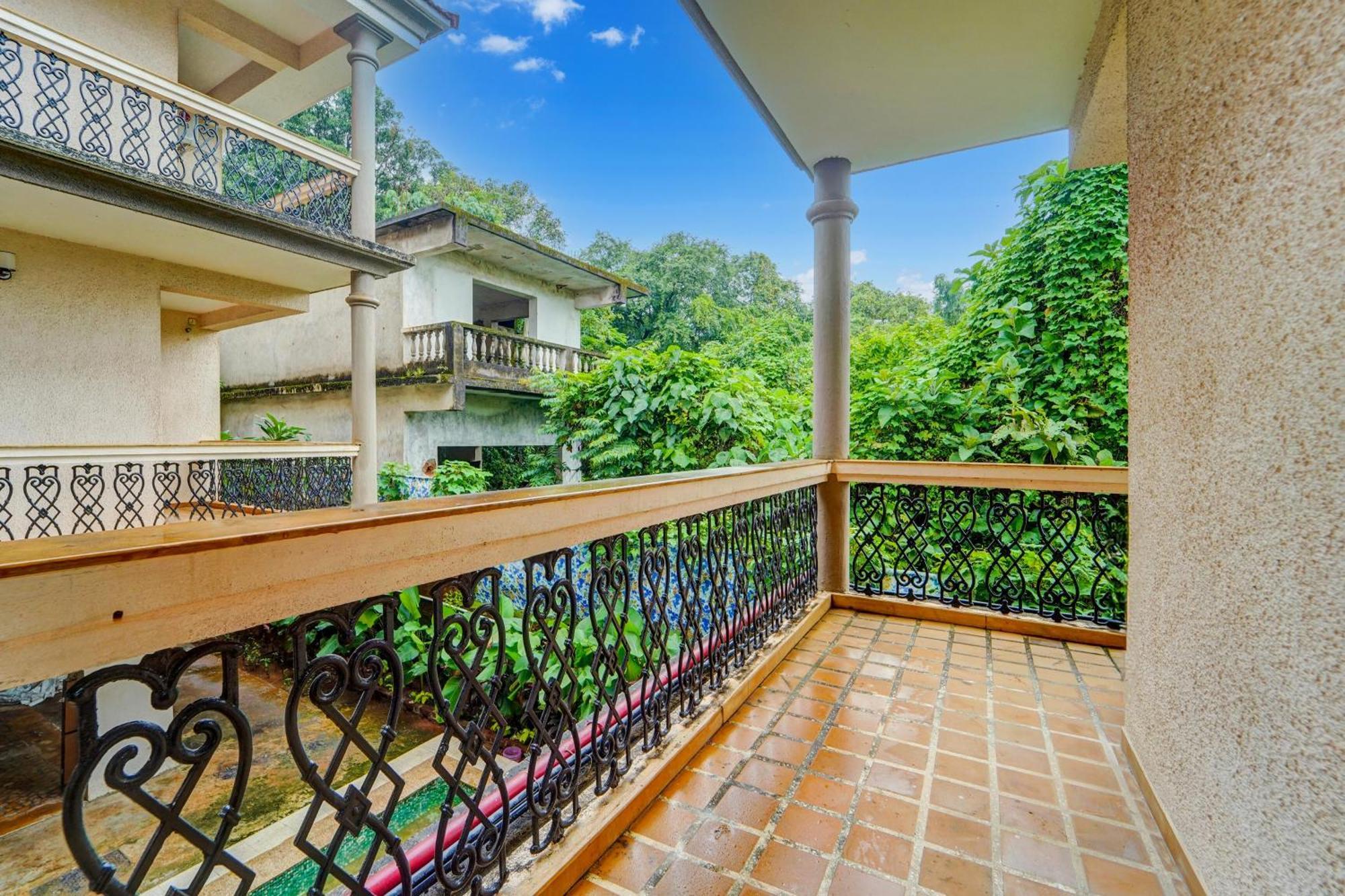 Palette Saligao Porvorim Hotel Exterior photo